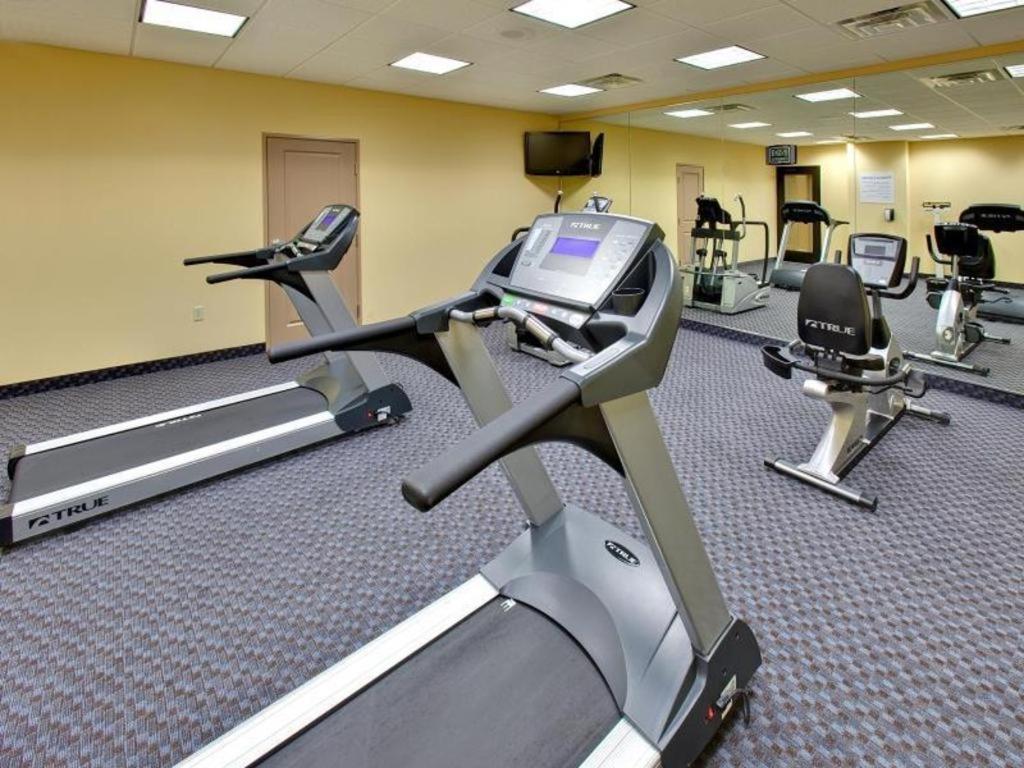 Holiday Inn Express Hotel & Suites Grand Island By Ihg Ngoại thất bức ảnh