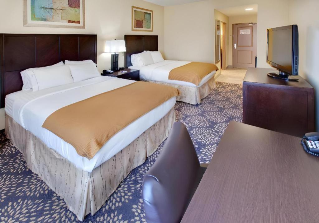 Holiday Inn Express Hotel & Suites Grand Island By Ihg Ngoại thất bức ảnh