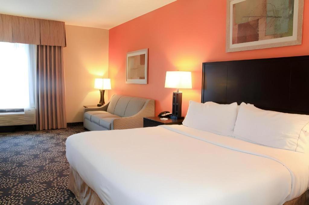 Holiday Inn Express Hotel & Suites Grand Island By Ihg Ngoại thất bức ảnh