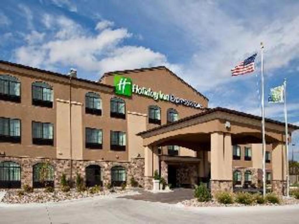 Holiday Inn Express Hotel & Suites Grand Island By Ihg Ngoại thất bức ảnh