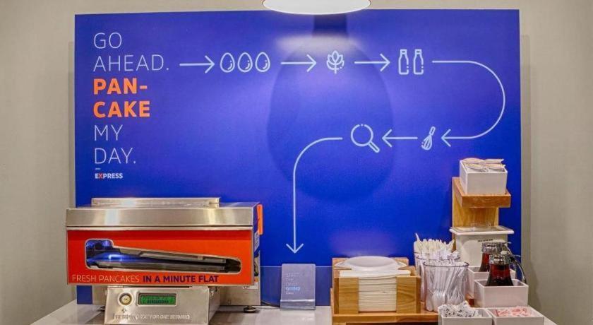 Holiday Inn Express Hotel & Suites Grand Island By Ihg Ngoại thất bức ảnh