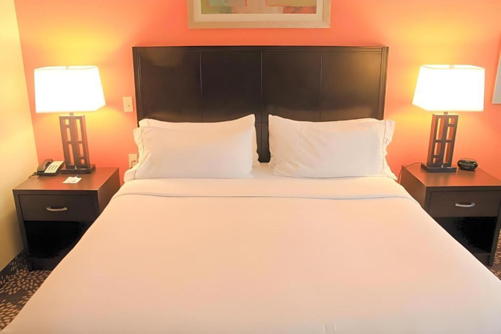 Holiday Inn Express Hotel & Suites Grand Island By Ihg Ngoại thất bức ảnh