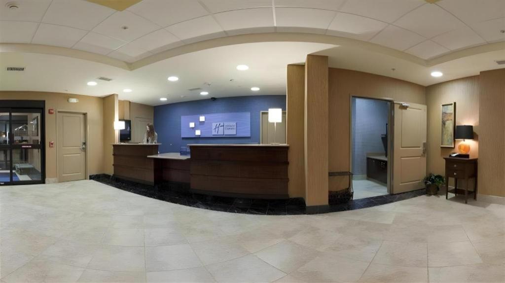 Holiday Inn Express Hotel & Suites Grand Island By Ihg Ngoại thất bức ảnh