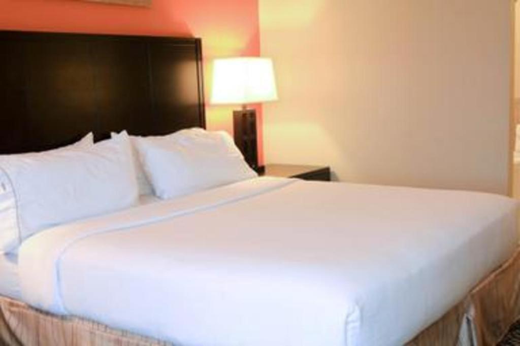 Holiday Inn Express Hotel & Suites Grand Island By Ihg Ngoại thất bức ảnh